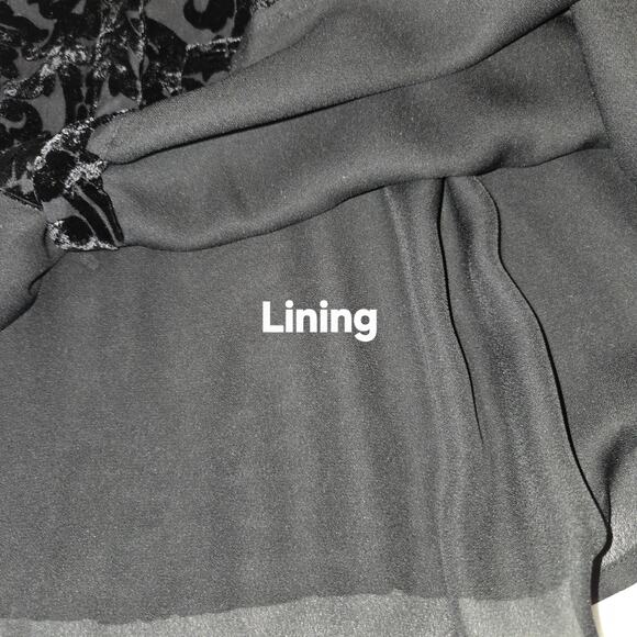 VTG Laura Ashley Black Velvet Burnout Top PLUS Sz 24W Blouse Floral Whimsigoth - Picture 11 of 16